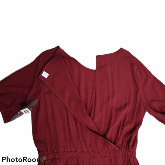 NWT OLD NAVY Burgundy Short Sleeve Jumpsuit Size L - Picture 8 of 10